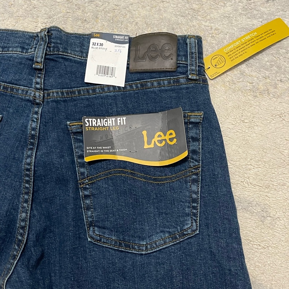 NWT Men’s Size 32 X 30 Lee Straight Leg Comfort-Stretch Jeans In Blue - Picture 6 of 12